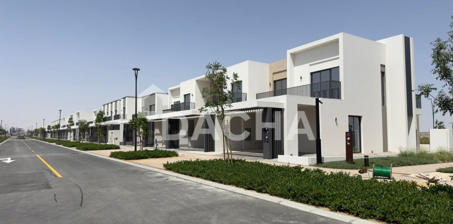 4 غرف نوم تاون هاوس في EMAAR South, الإمارات العربية المتحدة رقم 155638
