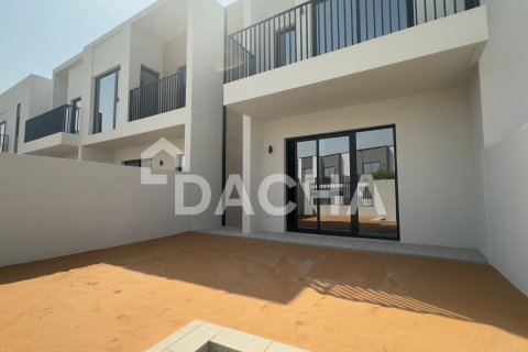 Townhouse de 3 chambres à EMAAR South, UAE No. 155637 12