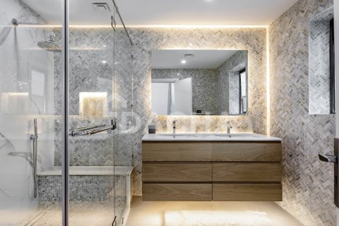 3 bedrooms Apartment in Azure, UAE No. 155635 5