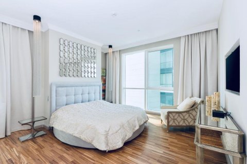 Квартира с 3 спальнями в Джумейра Бич Резиденс, ОАЭ №137517 18