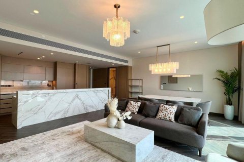 Квартира с 2 спальнями в Zabeel, ОАЭ №137518 10