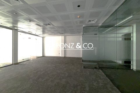 182m² Office in Sheikh Zayed Road, UAE No. 145072 5