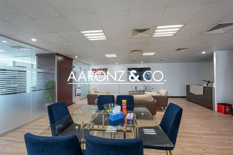 160m² Office in Bayswater, UAE No. 145070