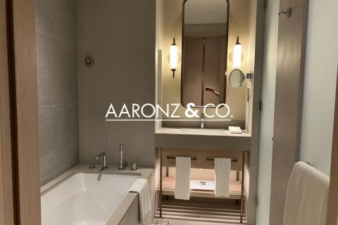 Квартира с 1 спальней в Даунтаун Дубай (Даунтаун Бурдж Дубай), ОАЭ №145874 8