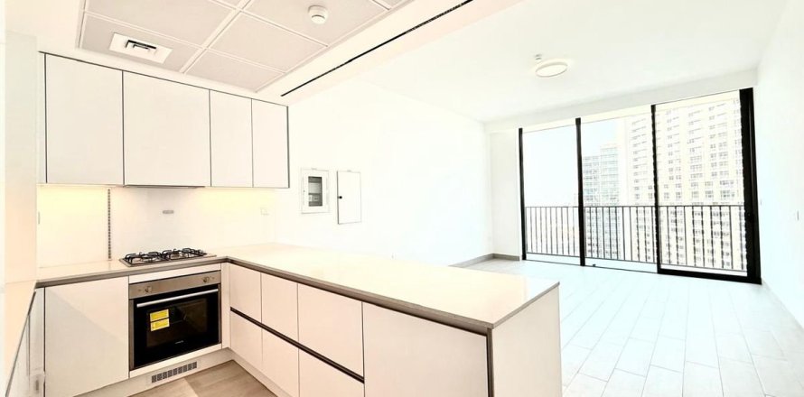 Apartment de 3 dormitorios en Dubai, UAE No. 210752