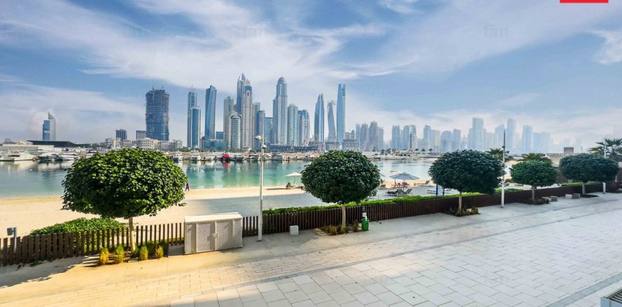 Apartment de 3 dormitorios en Dubai Marina, UAE No. 210753