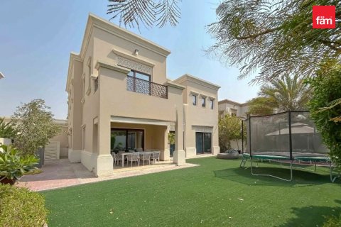 Villa de 4 chambres à Dubai, UAE No. 208276