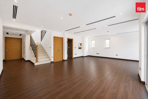 4 bedrooms Villa in Jumeirah Park, UAE No. 199408 3