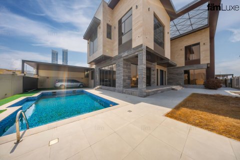 Villa de 7 dormitorios en Al Barsha, UAE No. 205077