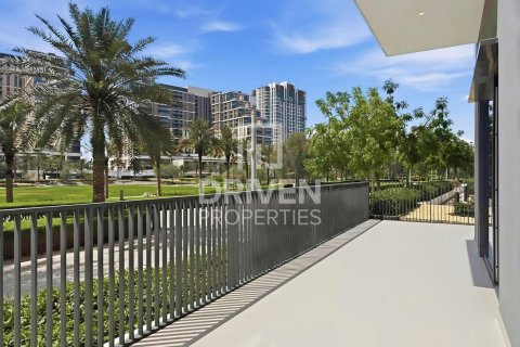 Appartement de 2 chambres à Dubai Hills Estate, UAE No. 204305