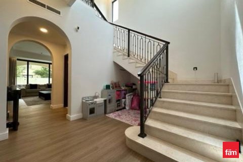 Вилла с 3 спальнями в Дубай, ОАЭ №149259 8