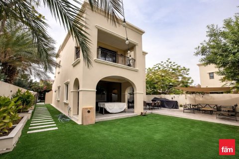 Villa de 3 chambres à Dubai, UAE No. 149259