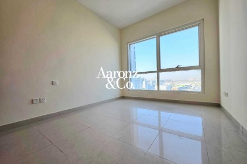 1 bedroom Apartment in Jumeirah Lake Towers, UAE No. 171443 3