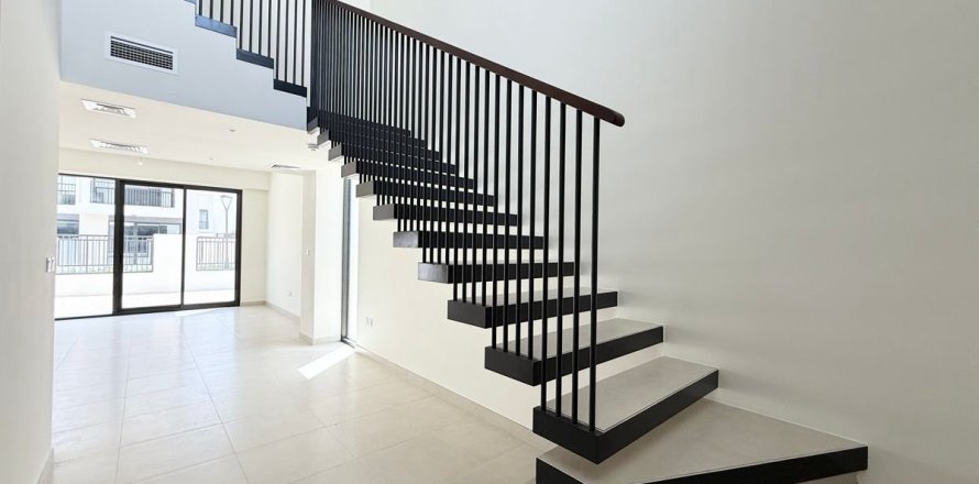 Townhouse de 4 dormitorios  No. 125127