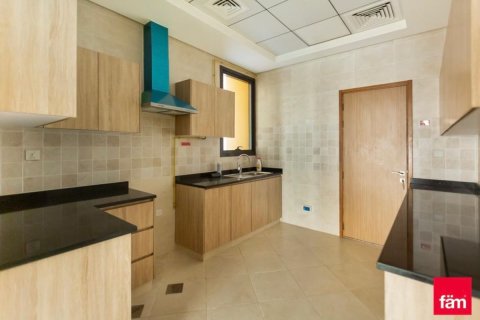 Villa de 4 dormitorios  No. 125122 6