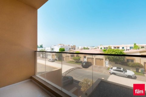 Villa de 4 dormitorios  No. 125122 4