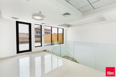 Villa de 4 dormitorios  No. 125122 16