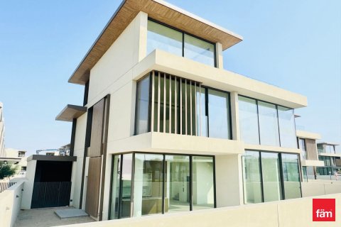 Villa de 4 dormitorios  No. 125124 2