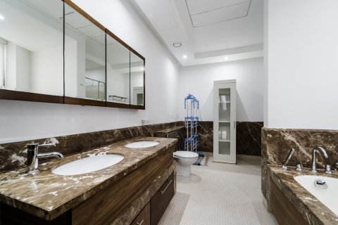 2 bedrooms Penthouse in Downtown Dubai (Downtown Burj Dubai), UAE No. 203535 18