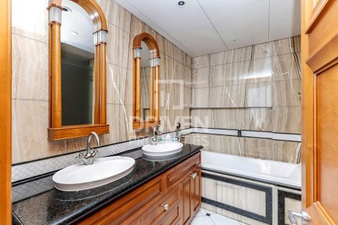 2 bedrooms Apartment in Downtown Dubai (Downtown Burj Dubai), UAE No. 200425 12