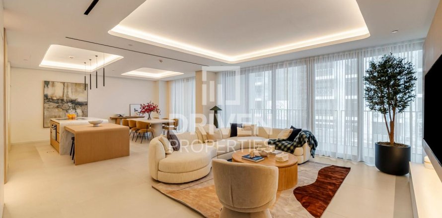 Квартира с 3 спальнями в City Walk, ОАЭ №137709