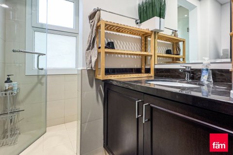 3 bedrooms Townhouse in Dubai, UAE No. 166225 8