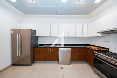 Appartement de 2 chambres  No. 109813 19