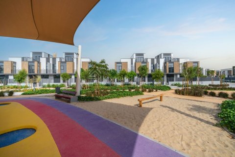 3 bedrooms Villa in Mudon, UAE No. 151448 6