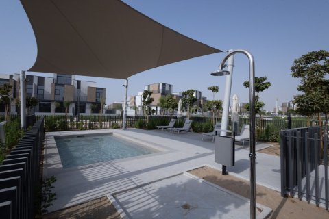 3 bedrooms Villa in Mudon, UAE No. 151448 7