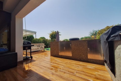 Townhouse de 3 dormitorios No. 124054 30