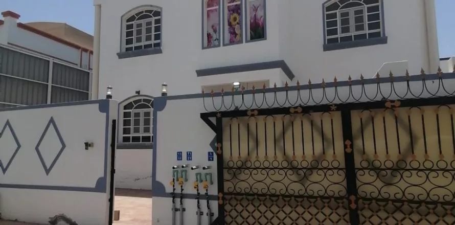2 bedrooms Apartment in Muscat, Oman No. 104840