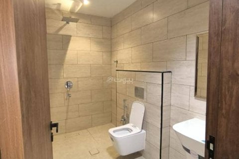 Villa de 5 dormitorios en Riyadh, Saudi Arabia No. 61137 5