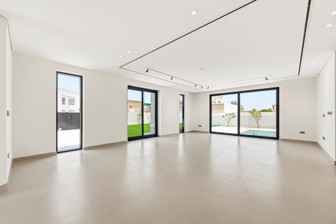 Villa de 5 dormitorios en Al Barsha, UAE No. 202934 10