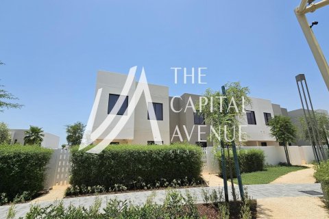 3 bedrooms Villa on the Yas Island, UAE No. 32809 14