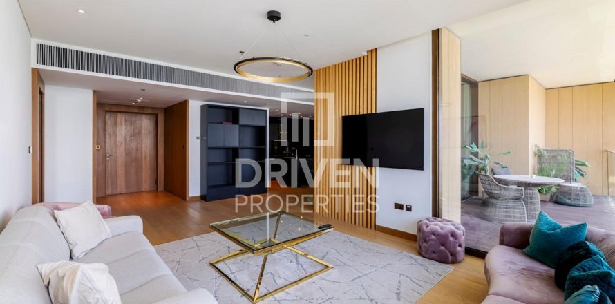 1 bedroom Apartment in Jumeirah Bay Island, UAE No. 191665