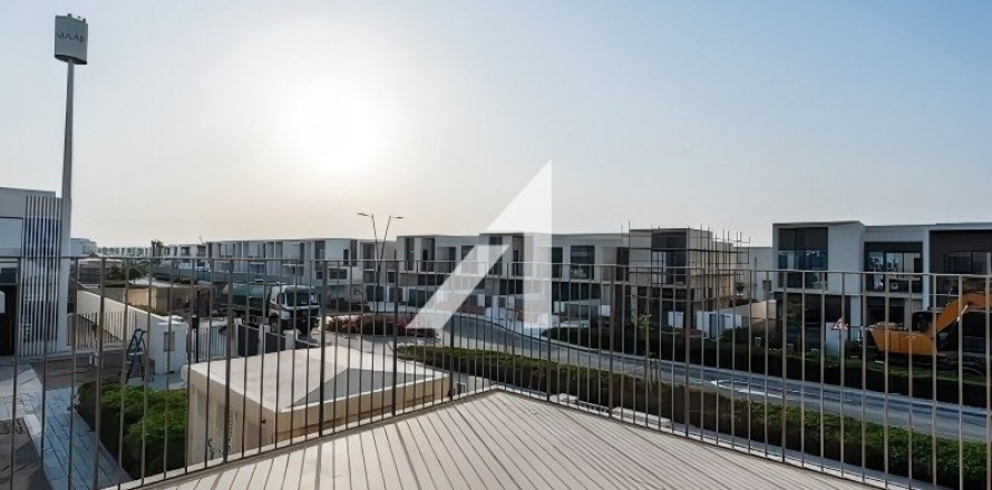 Вилла с 4 спальнями  №117303