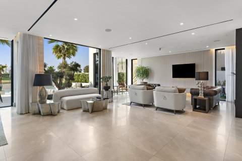 Вилла с 5 спальнями в Дубай, ОАЭ №147089 17