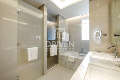 Квартира с 2 спальнями в The Address Sky View Towers, ОАЭ №192149 10