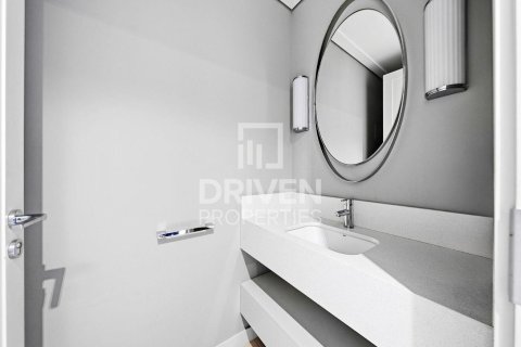 Квартира с 3 спальнями в Vida Residence Downtown, ОАЭ №192150 24