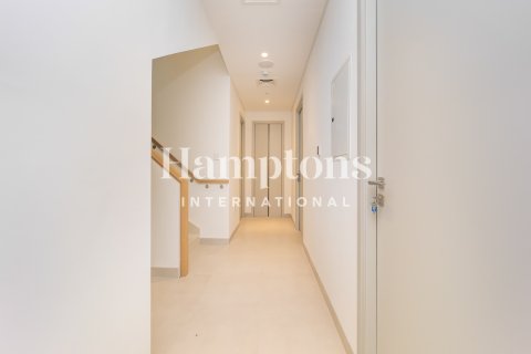 Квартира с 3 спальнями №119905 24