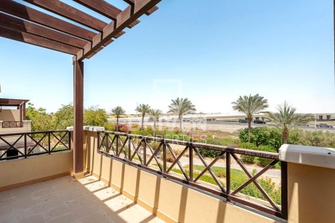 4 غرف نوم فيلا  رقم 120915 11