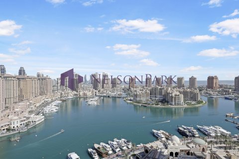 2 bedrooms Apartment in Doha, Qatar No. 58022 1