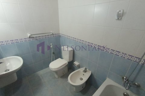 3 bedrooms Apartment in Doha, Qatar No. 58003 15