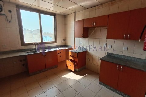 3 bedrooms Apartment in Doha, Qatar No. 58003 9