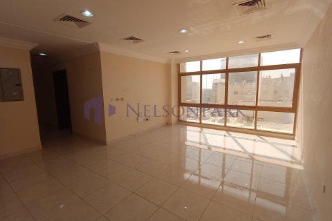 3 bedrooms Apartment in Doha, Qatar No. 58003 2