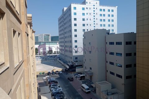 3 bedrooms Apartment in Doha, Qatar No. 58003 1