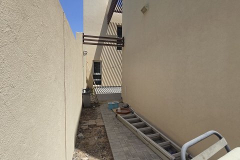 3 bedrooms Townhouse in Ras Al Khaimah, UAE No. 184198 17
