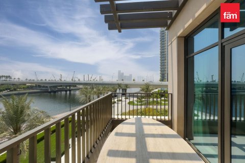 3 bedrooms Apartment in Dubai, UAE No. 198332 10