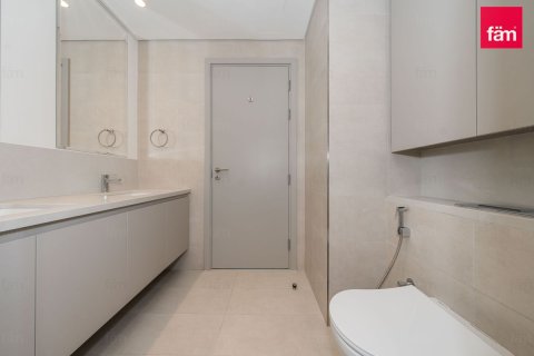3 bedrooms Apartment in Dubai, UAE No. 198332 7