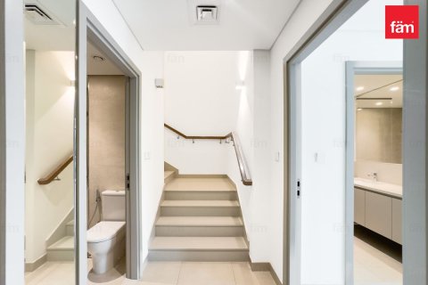 3 bedrooms Apartment in Dubai, UAE No. 198332 18